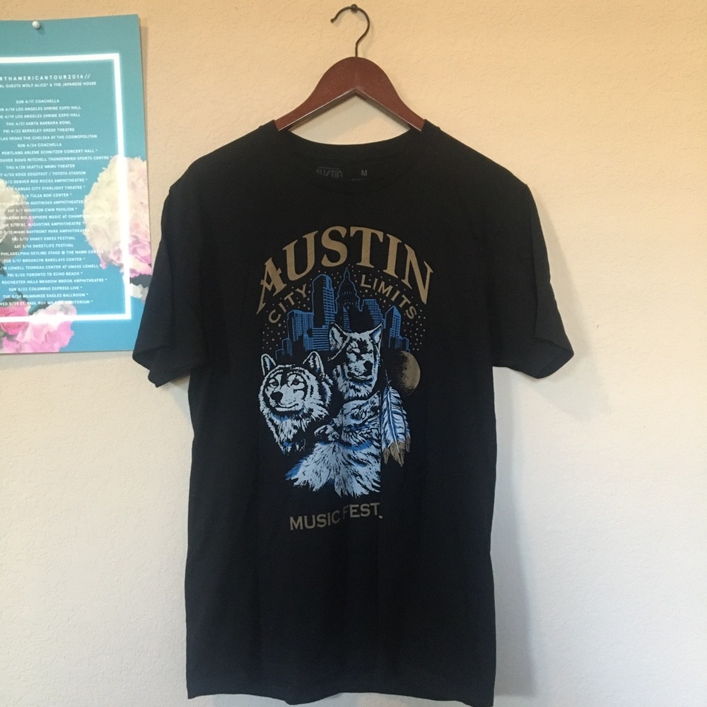 [SOLD] ACL 2016 howling wolf lineup tee